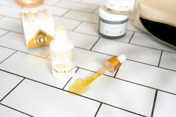 Kismet Unblurred Calming & Clearing Beauty Serum